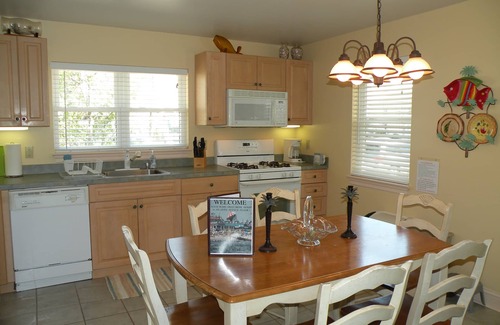 North End House | "BeachBlock" Luxury 2025 for Family memories! Spacious! Spotless,2 carparking