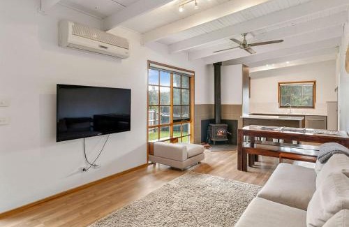 Smiths Beach House | Beachcomber Bliss