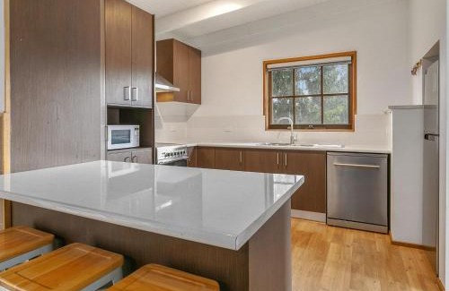 Smiths Beach House | Beachcomber Bliss
