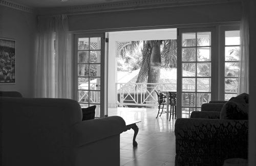 Negril Resort | Beachcomber Club Resort