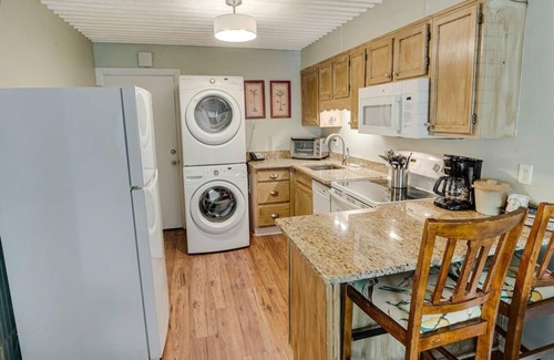 Litchfield by the Sea Hotel | Beaches and Waves Two Bdrm Resort View 1st Floor