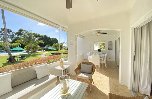 Porters Condo | Beachfront 2 bedroom Glitter Bay 109