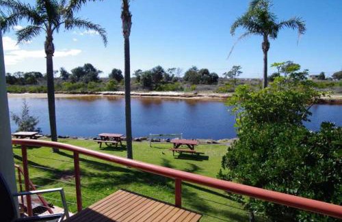 Crescent Head Apartment | Beachfront 3 25 Willow Street