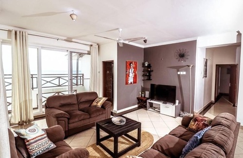 Moshi Apartment | Beachfront 3BR apart w/ views of the Indian Ocean
