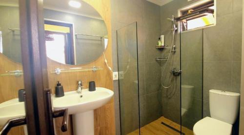 Ureki House | Beachfront 4-bedroom home in Kaprovani pine forest