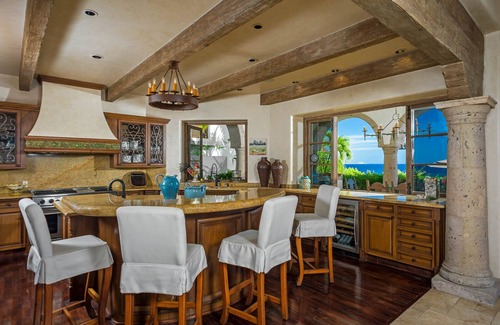 San Jose del Cabo Villa | Beachfront 6 BR Villa Gloriosa ft. Heated Pool, Wine Cellar, Home Theatre + More