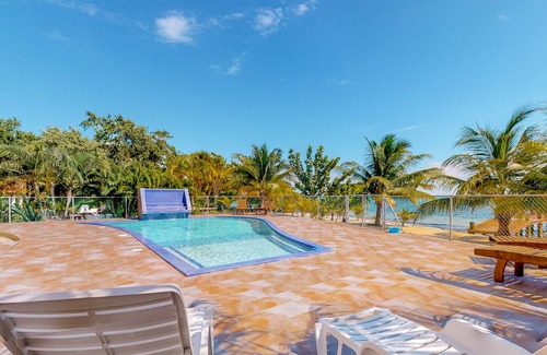 Surfside Condo | Beachfront Apartment w/Ocean View, Shared Pool, Kitchenette, Partial A/C & WiFi!