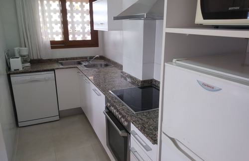 Peniscola Apartment | Beachfront Apartment, Air Conditioning, WiFi, 🅿