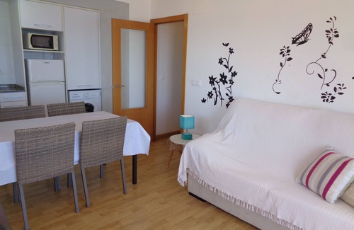 Peniscola Apartment | Beachfront Apartment, Air Conditioning, WiFi, 🅿