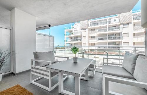 Torrox Costa Apartment | Beachfront apartment with balcony in Torrox Costa