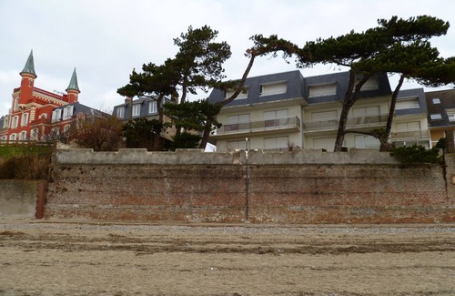 Le Crotoy Apartment | Beachfront apartment and town center
