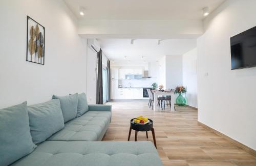 Rtina Apartment | Beachfront Apartments Tić with Seaview
