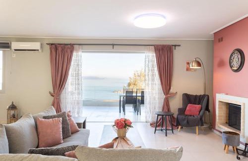 Spata-Artemida Apartment | Beachfront Artemida Retreat - Peony Seabreeze Gem