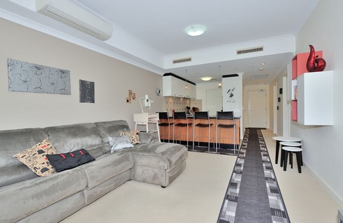 Rockingham Apartment | Beachfront at Nautilus