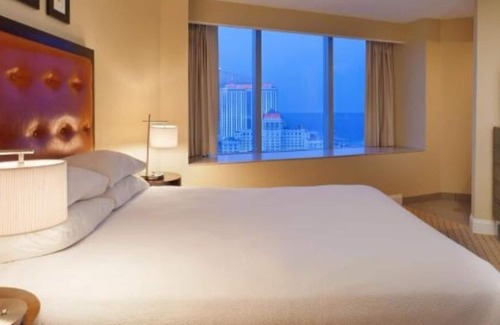 Atlantic City Resort | Beachfront Atlantic City, NJ 2 - Two Bedroom Suites Available (Sleep up to 12)
