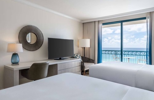 Garrison Historic Area Hotel | Beachfront Bliss: 3 Oceanview Suites w/Access to Two Pools & Relaxing Spa