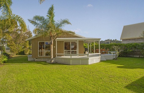 Cooks Beach Cottage | Beachfront Bliss - Cooks Beach Holiday Home