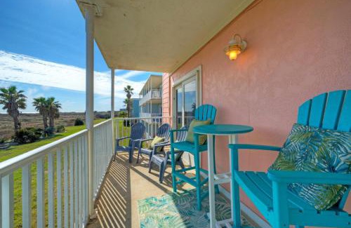 Port Aransas House | Beachfront Complex w 2 Pools Tennis Gulf Views Rise N Beach by AvantStay