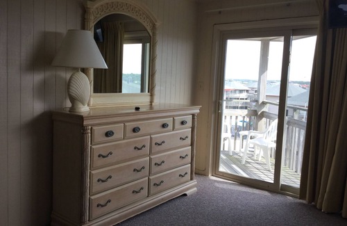 Kill Devil Hills Condo | Beachfront Condo @ Outer Banks Beach Club, 3Pools, closest to beach, & shops