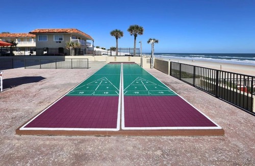 Ormond Shores Condo | Beachfront Condo in Ormond Beach. Available for Daytona 500 Race Week 2024.