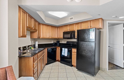 Downtown Myrtle Beach Condo | Beachfront Condo with city views- Close to attractions