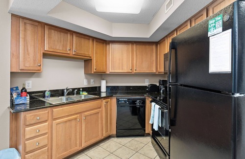 Downtown Myrtle Beach Condo | Beachfront Condo with city views- Close to attractions