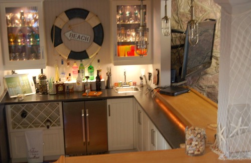 Turkey Point Cottage | Beachfront Cottage and Boat channel access