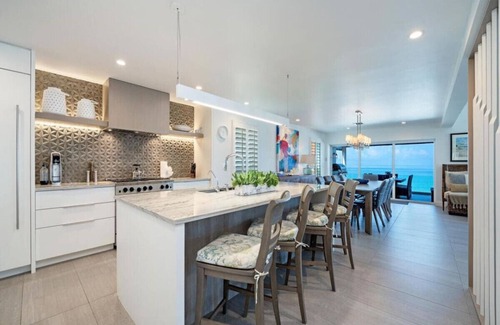 Bonita Springs Apartment | Beachfront Dream - Stunning View Directly on Beach