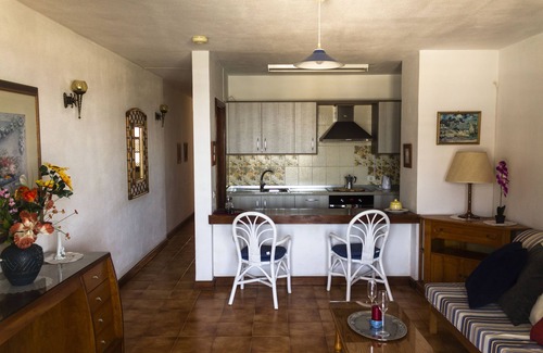 Los Gigantes Apartment | Beachfront & Sunny Apartment
