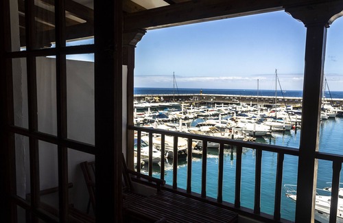 Los Gigantes Apartment | Beachfront & Sunny Apartment