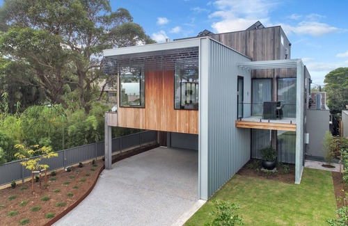 Merimbula House | Beachfront Escape - 6 bedroom home with a private pool & beach access - 3nights