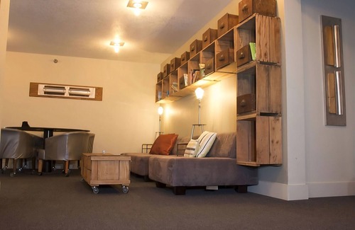Long Beach Hotel | Beachfront Escape in Long Beach! 2 Comfortable Units, Indoor Pool, Free Parking!
