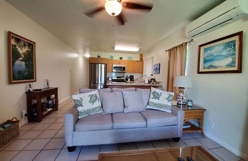 Kihei House | BEACHFRONT FAMILY ESTATE: Sleeps 15 - 4 separate Units with optional cottage.