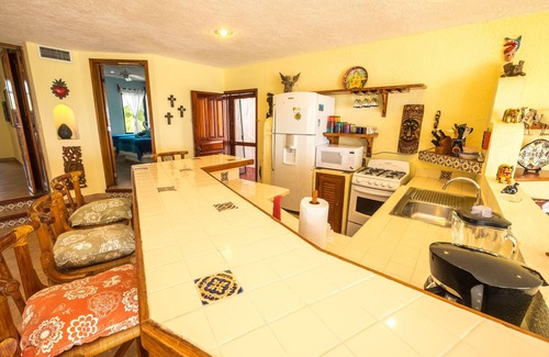 Akumal Condo | Beachfront, great views, WiFi, AC, perfect for families and friends!
