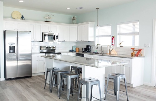 Gilchrist House | Beachfront + Heated Pool, Rare Find