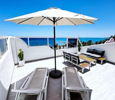 Torreblanca Apartment | Beachfront Heaven Apartment - Carvajal Beach