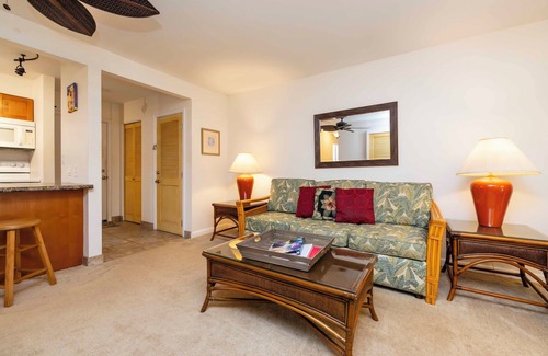 Maalaea Condo | Beachfront HK-B16 - Maui Gardenview Condo in Secluded Resort on Ma'alaea Bay