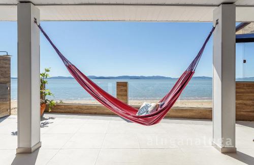 Biguacu House | Beachfront House SC – Complete Space