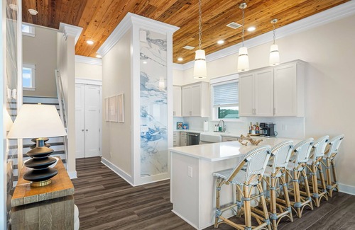 Indian Pass House | Beachfront LUX~Private ~Pool~Hot Tub~Dog Friendly