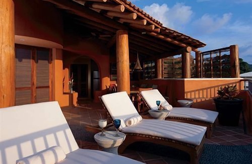 Ixtapa - Zihuatanejo Villa | Beachfront Luxury 3BR Villa, Playa La Ropa - Zihuatanejo