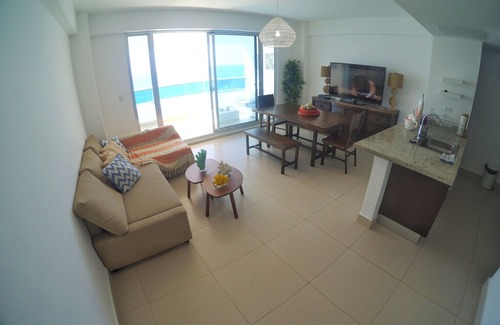 Juan Dolio - El Pueblo Apartment | Beachfront Luxury Condo Las Olas