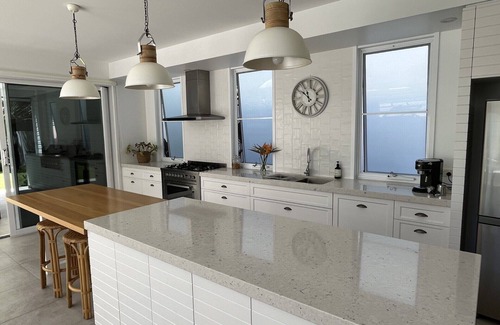 Kingscliff House | Beachfront Luxury House in SALT Village