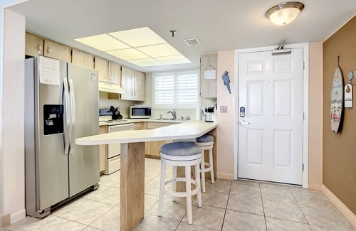 Horton Shores Condo | Beachfront Oceanview Unit - Pool & Steps to Flagler Ave