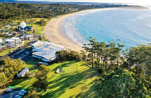 Mollymook Apartment | Beachfront One, Mollymook