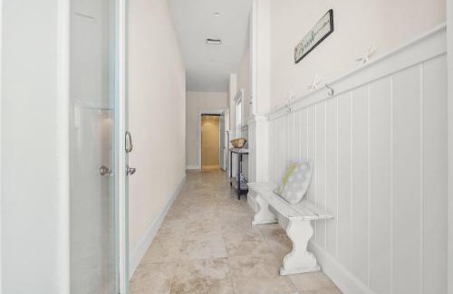 Bradenton Beach House | Beachfront Paradise - direct access to the Gulf