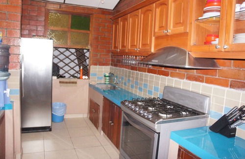 La Libertad House | Beachfront paradise! Villa San Miguel! 4 bdrs, sleeps 14 pool & steps from beach