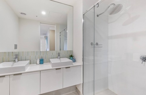 Edithvale Apartment | Beachfront Penthouse with uninterrupted water views