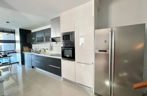 Rawai Villa | Beachfront Pool Villa Rawai Phuket