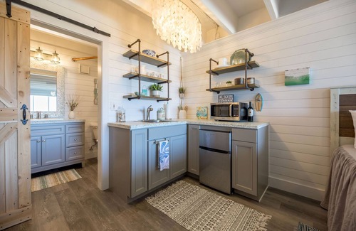 Bid-a-wee Beach Condo | Beachfront, Renovated, Sleeps 4, Free Beach Chairs, WiFi and coffee!