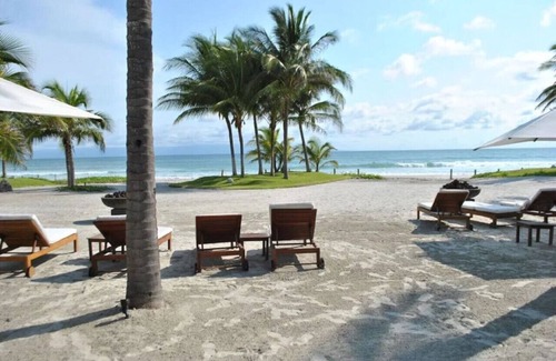 Punta de Mita Condo | Beachfront right on beautiful sandy beach